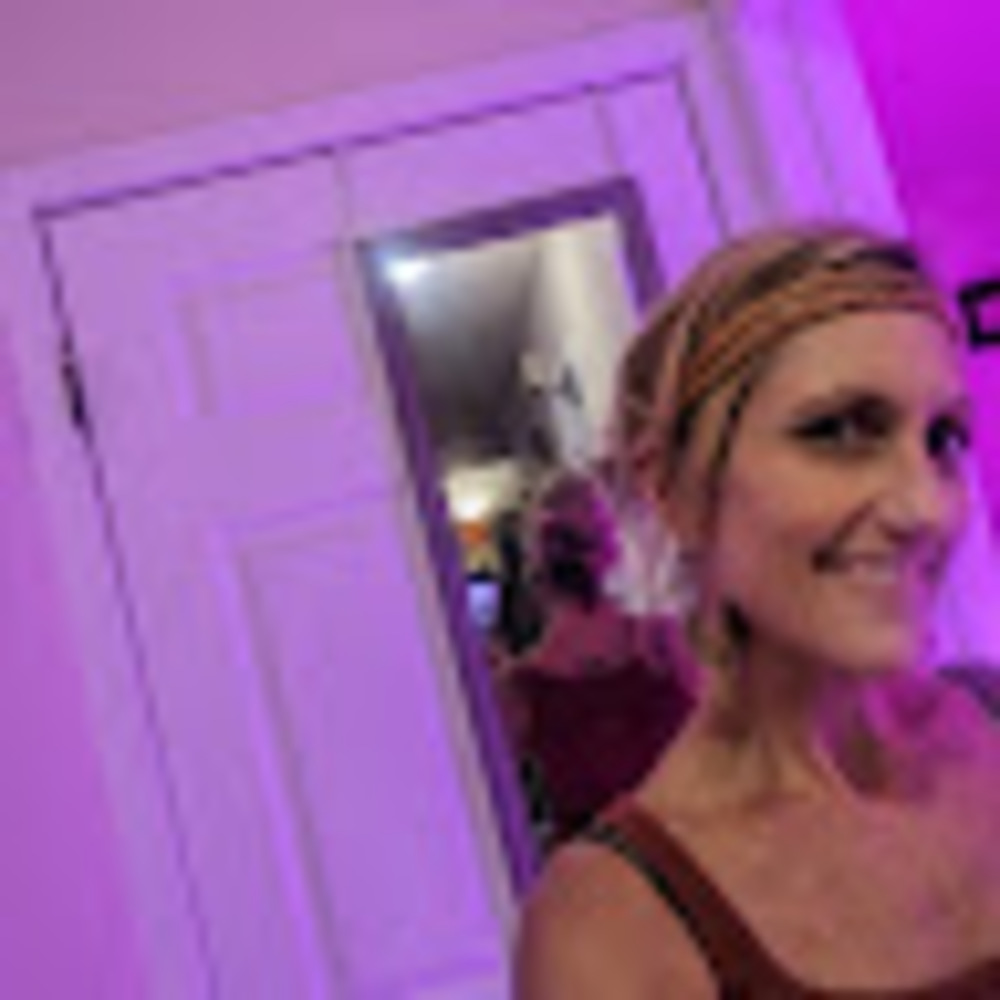 Meet your Posher, Noelle